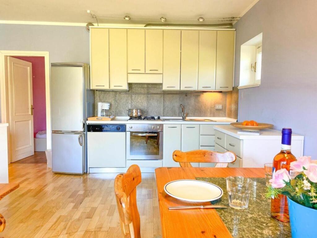 Casa Del Sole 4 Apartment Colico Bagian luar foto